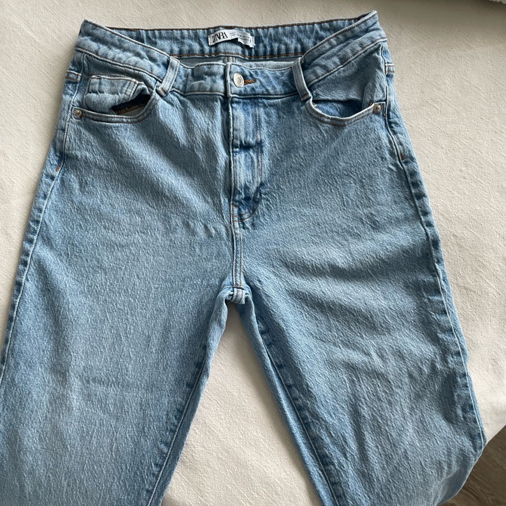 Zara Light Wash Flare Jeans